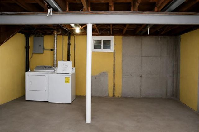 3304 N Delaware Street, Independence, MO 64050
