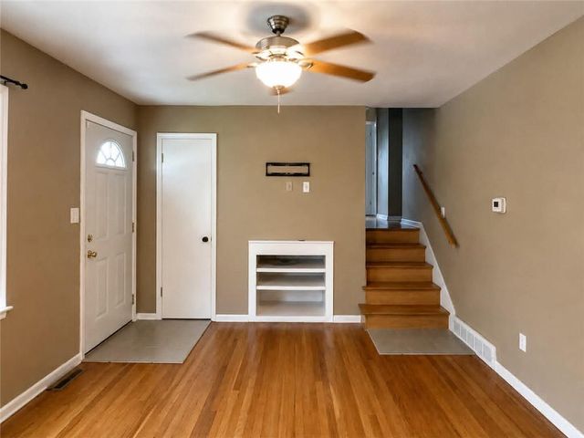 3304 N Delaware Street, Independence, MO 64050