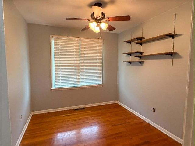 3304 N Delaware Street, Independence, MO 64050