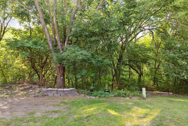 15024 Windemere Lane, Burnsville, MN 55306