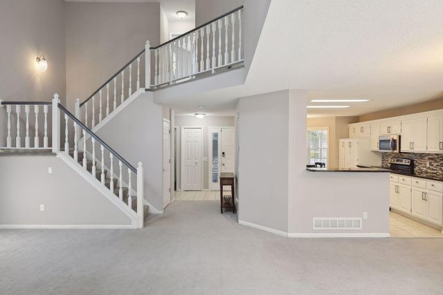 15024 Windemere Lane, Burnsville, MN 55306