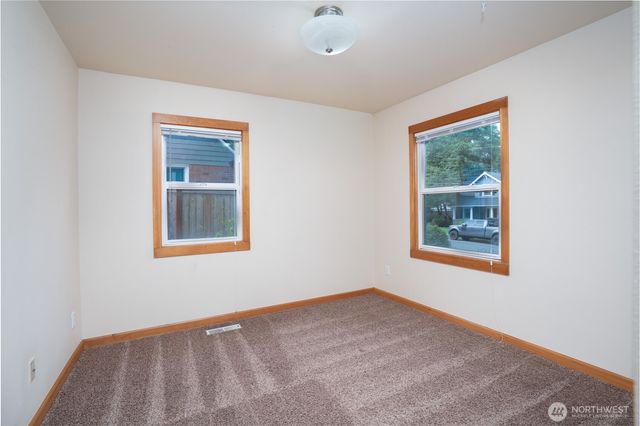 113 Farallone Avenue, Fircrest, WA 98466