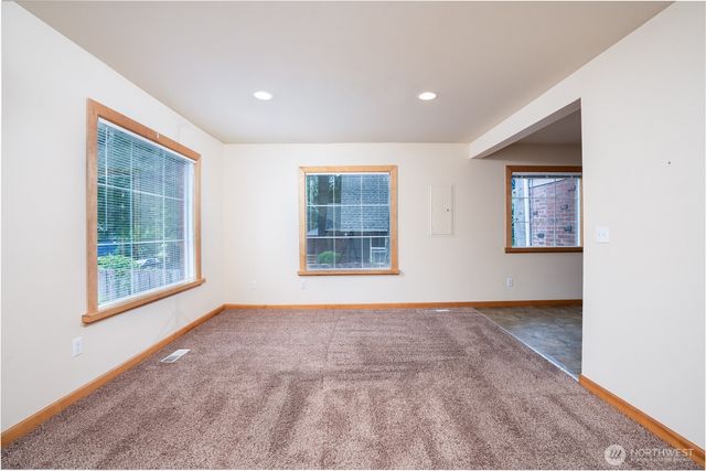 113 Farallone Avenue, Fircrest, WA 98466