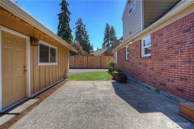 113 Farallone Avenue, Fircrest, WA 98466