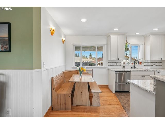 8412 MT THIELSON Ave, Vancouver, WA 98664