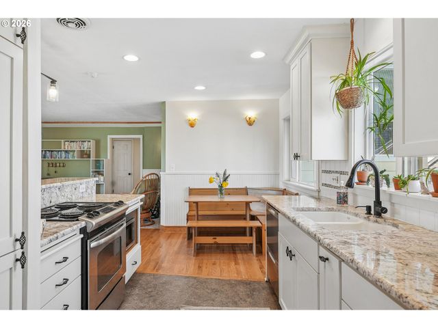 8412 MT THIELSON Ave, Vancouver, WA 98664