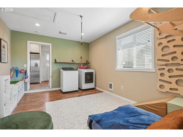 8412 MT THIELSON Ave, Vancouver, WA 98664