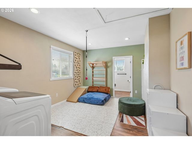 8412 MT THIELSON Ave, Vancouver, WA 98664