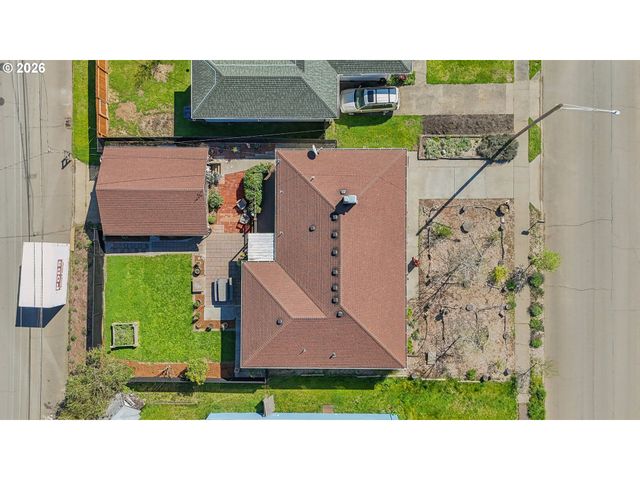 8412 MT THIELSON Ave, Vancouver, WA 98664