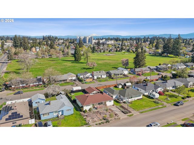 8412 MT THIELSON Ave, Vancouver, WA 98664