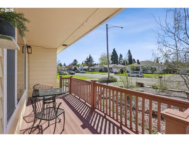 8412 MT THIELSON Ave, Vancouver, WA 98664