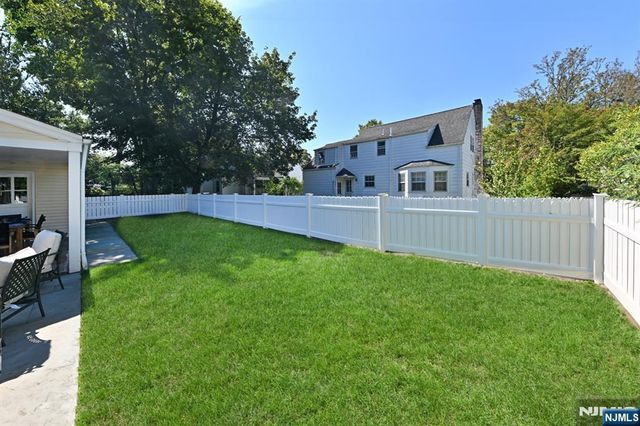436 Cambridge Road, Ridgewood, NJ 07450
