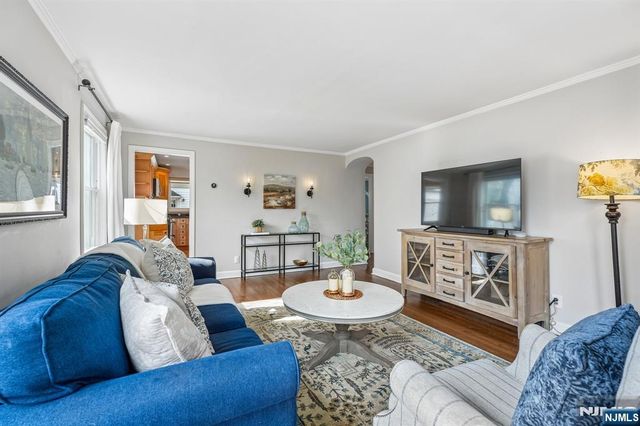 436 Cambridge Road, Ridgewood, NJ 07450