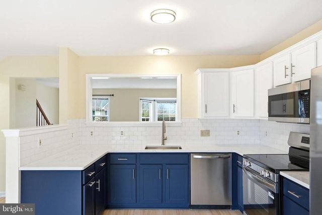 541 HIGHLAND TOWNE LN, Warrenton, VA 20186