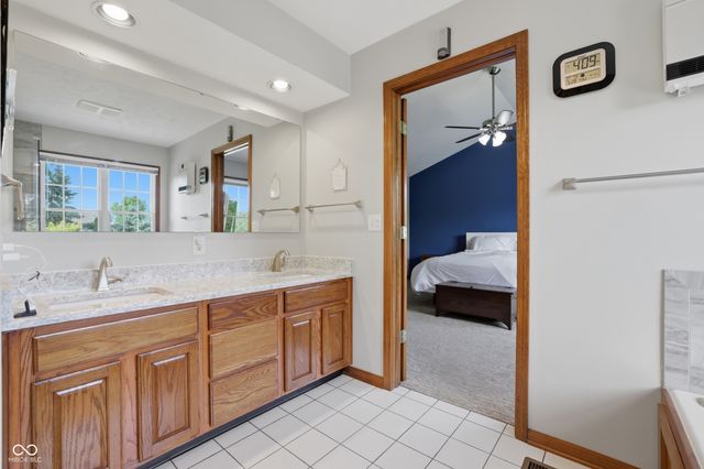 10909 Valley Forge Circle, Carmel, IN 46032