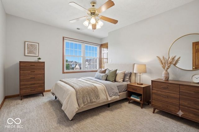 10909 Valley Forge Circle, Carmel, IN 46032