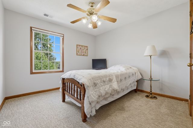10909 Valley Forge Circle, Carmel, IN 46032