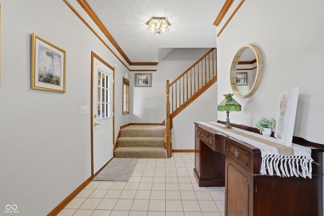 10909 Valley Forge Circle, Carmel, IN 46032