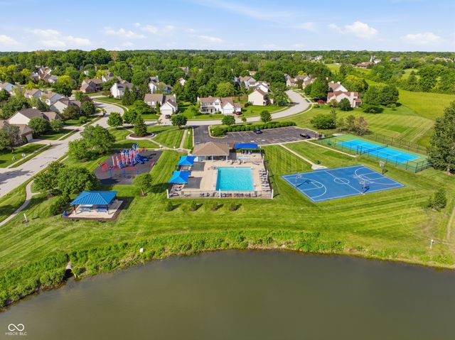 10909 Valley Forge Circle, Carmel, IN 46032