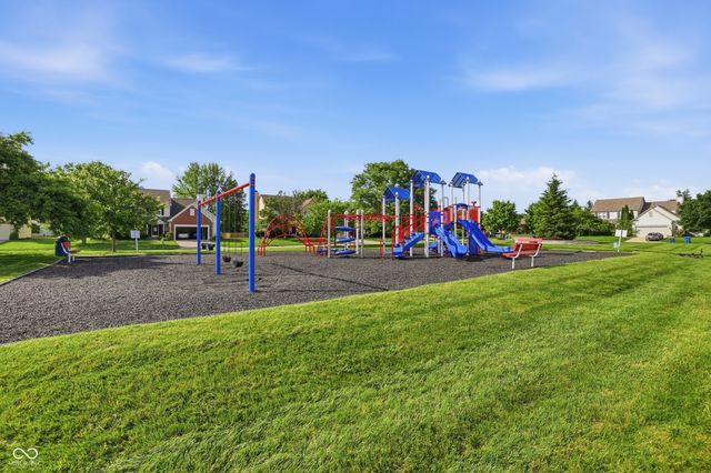 10909 Valley Forge Circle, Carmel, IN 46032