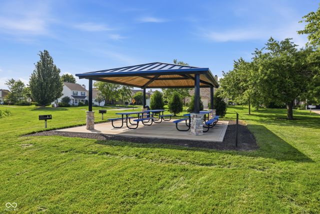 10909 Valley Forge Circle, Carmel, IN 46032