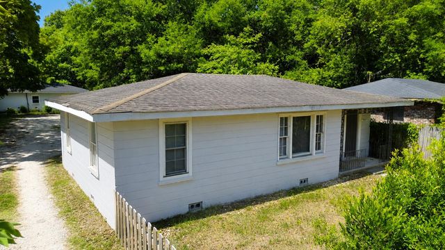 1045 Seaside Lane Apt A & B, Charleston, SC 29412