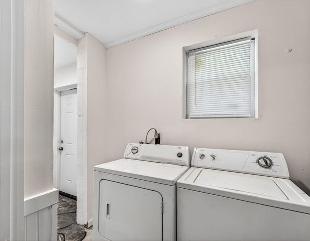 1045 Seaside Lane Apt A & B, Charleston, SC 29412