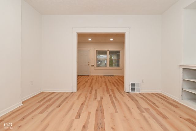 822 N Bradley Avenue, Indianapolis, IN 46201