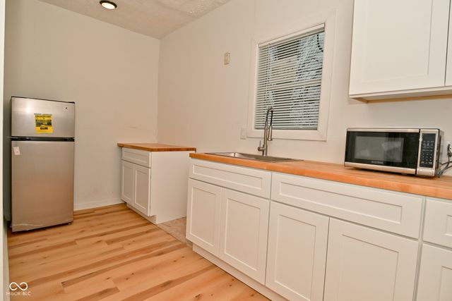 822 N Bradley Avenue, Indianapolis, IN 46201