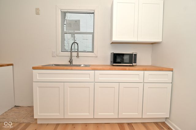 822 N Bradley Avenue, Indianapolis, IN 46201