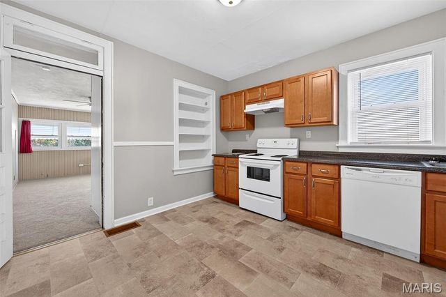 9010 Madge Avenue, Brentwood, MO 63144