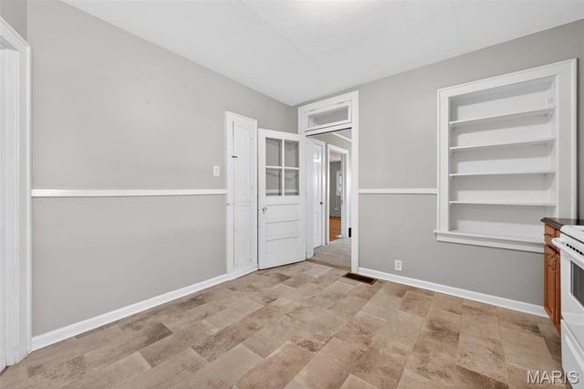 9010 Madge Avenue, Brentwood, MO 63144