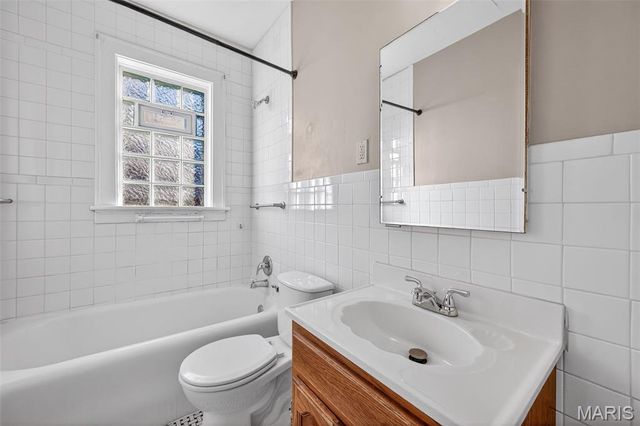 9010 Madge Avenue, Brentwood, MO 63144