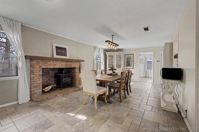 5328 Monroe Road, Kingston, OK 73439