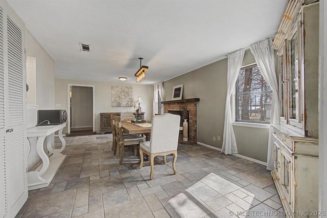 5328 Monroe Road, Kingston, OK 73439