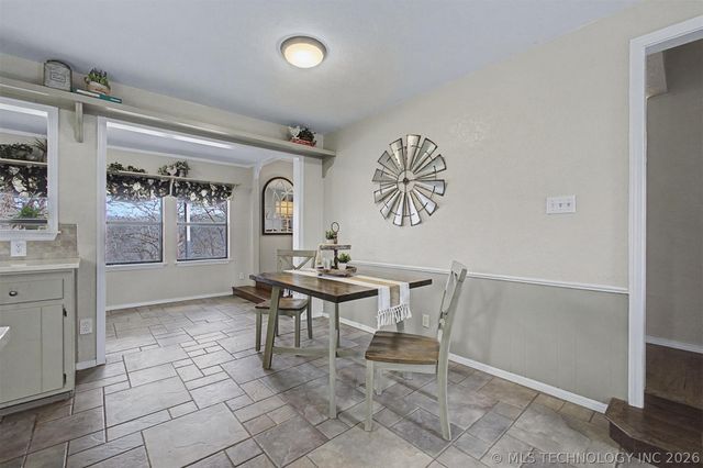 5328 Monroe Road, Kingston, OK 73439