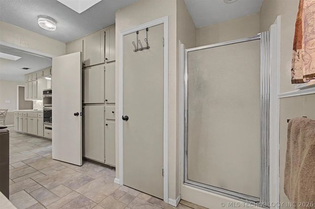 5328 Monroe Road, Kingston, OK 73439