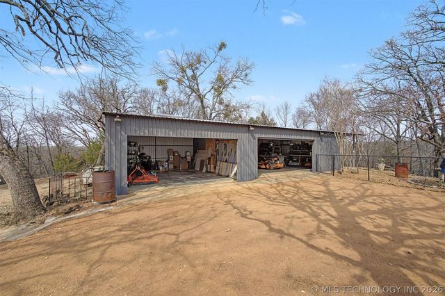 5328 Monroe Road, Kingston, OK 73439
