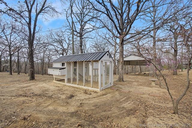 5328 Monroe Road, Kingston, OK 73439