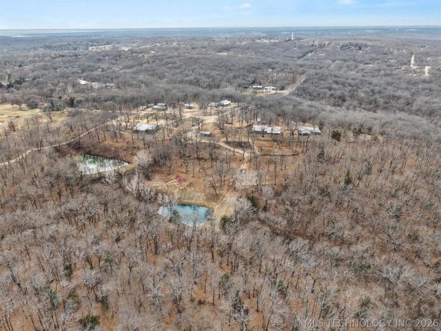 5328 Monroe Road, Kingston, OK 73439