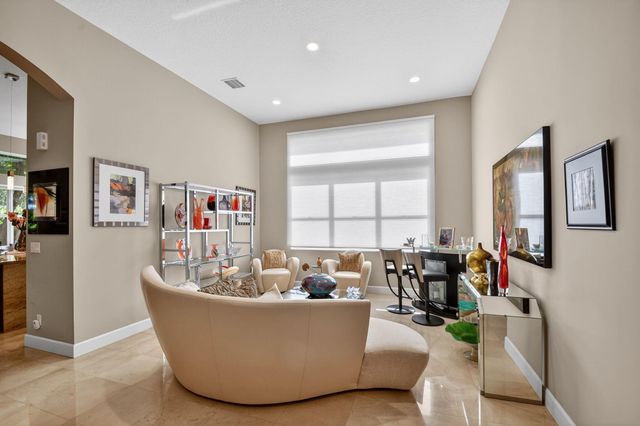 10024 Armani Drive, Boynton Beach, FL 33437