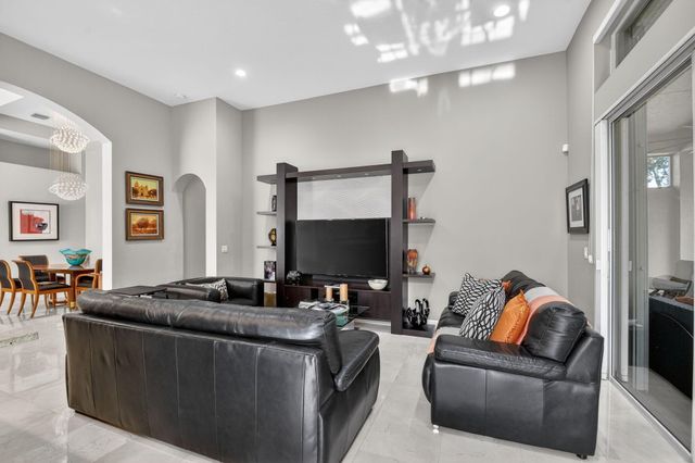 10024 Armani Drive, Boynton Beach, FL 33437