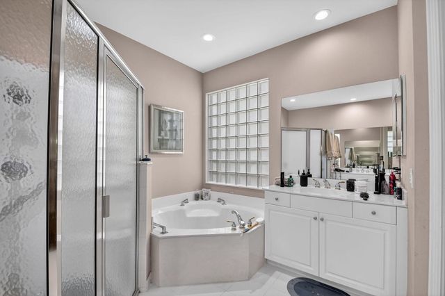 10024 Armani Drive, Boynton Beach, FL 33437