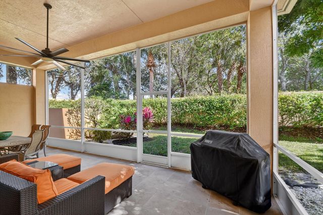 10024 Armani Drive, Boynton Beach, FL 33437