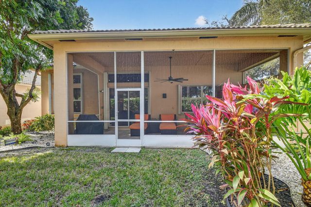 10024 Armani Drive, Boynton Beach, FL 33437