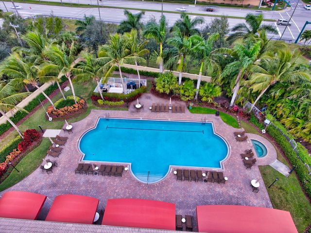 10024 Armani Drive, Boynton Beach, FL 33437