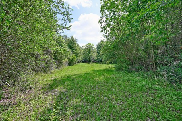 8566 Equestrian Lane, Washington, TX 77880