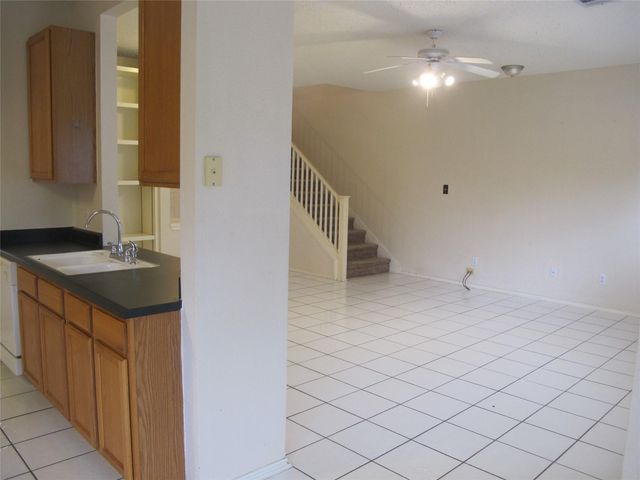 2011 Jasper LN, Cedar Park, TX 78613