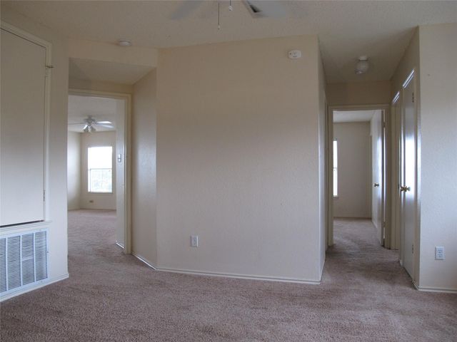 2011 Jasper LN, Cedar Park, TX 78613