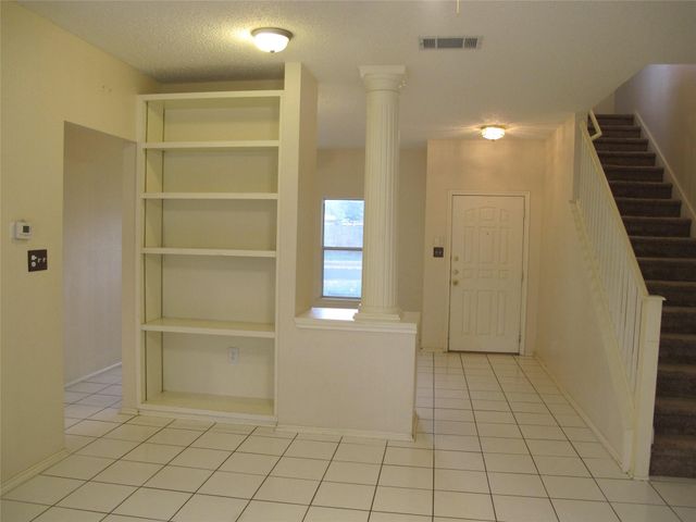 2011 Jasper LN, Cedar Park, TX 78613